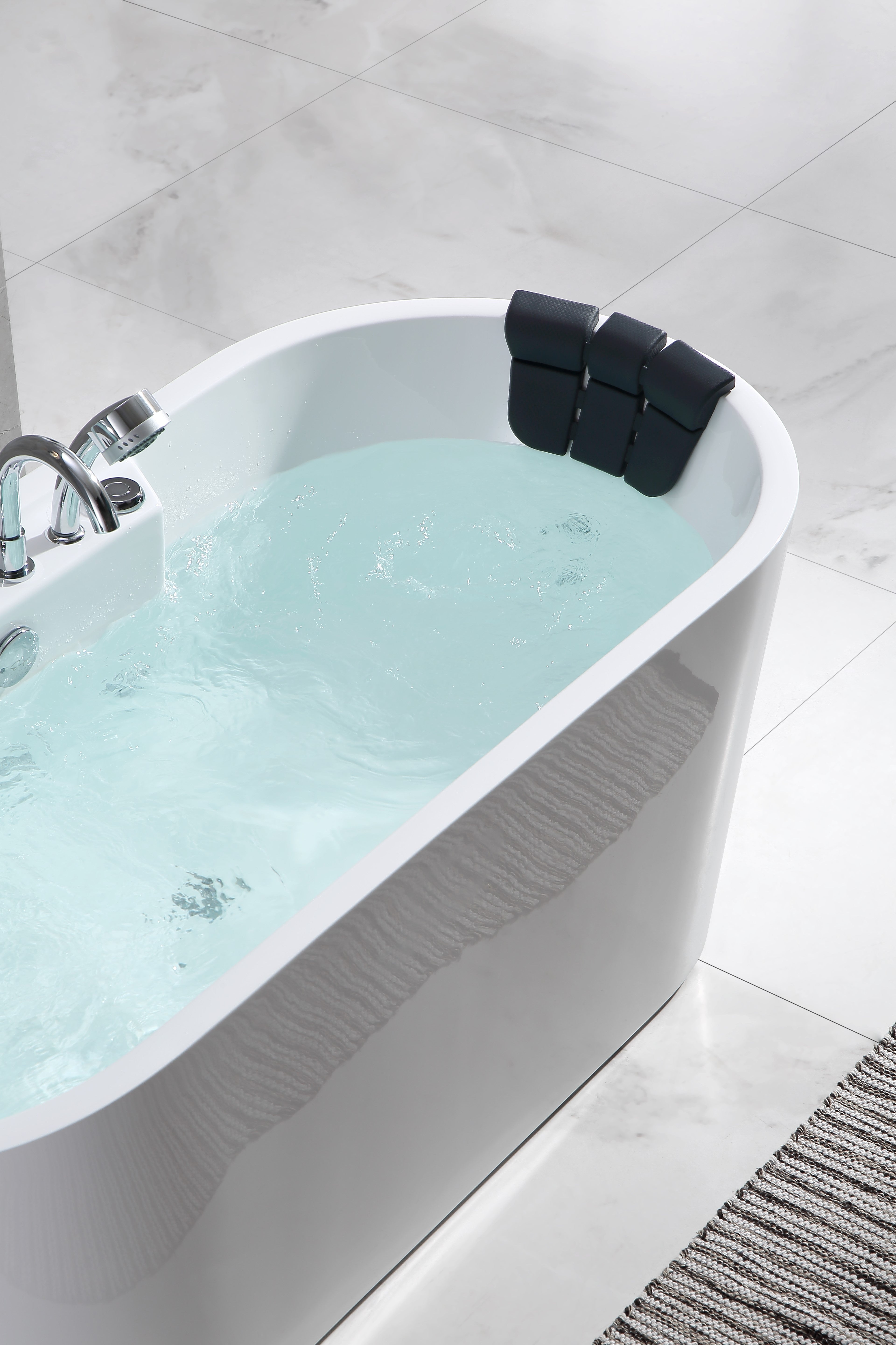 Empava-67AIS01 67" Freestanding Whirlpool Bathtub